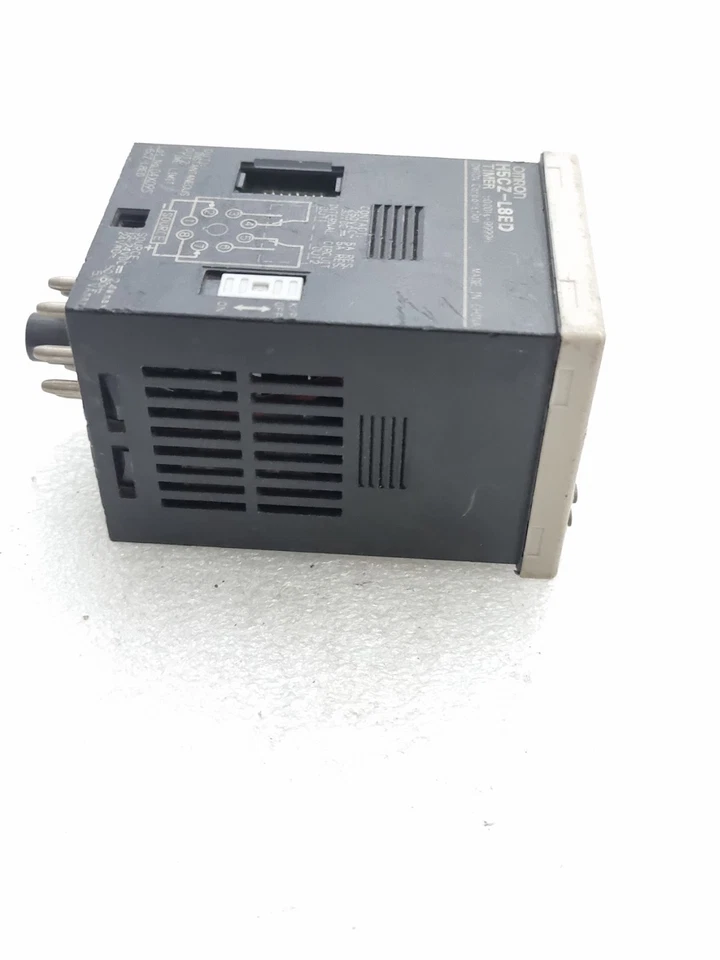 Omron H5CZ-L8ED Timer H5CZ